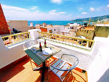 Casas del Castillo Ático Con Terraza Vistas al Mar