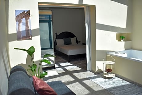 loft prestige suite with hot tub HALF BOARD