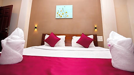 Pearl Deluxe Room