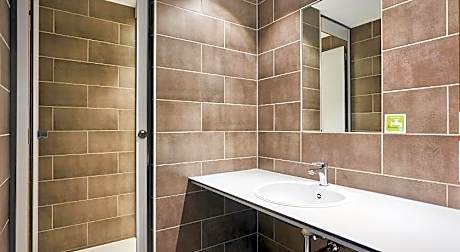 1 Person in 4-Bed Dormitory - Female Only