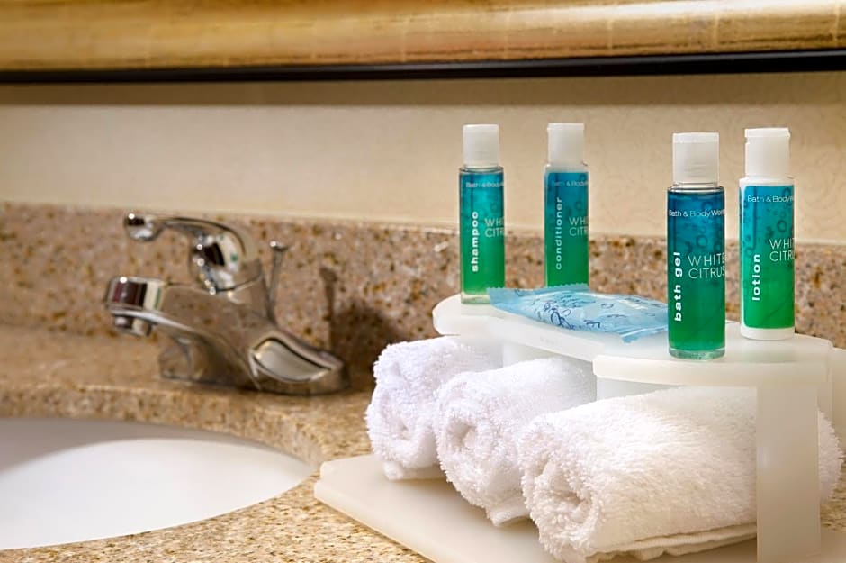 Holiday Inn Express & Suites San Antonio West Sea World Area by IHG