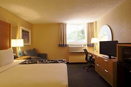 Executive King Room - Non-Smoking