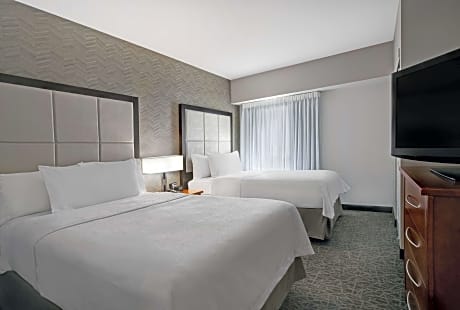Suite Two Double Beds Non Smoking