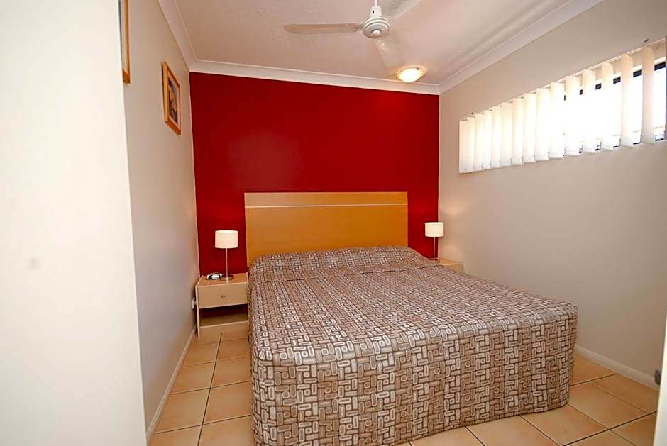 City Plaza Apartments