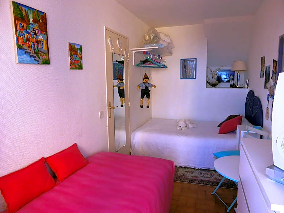 Coeurs de Pirates en Hiver SPA SAUNA TERRASSES ABRITES & CHAUFFES JARDIN Vélos B&B