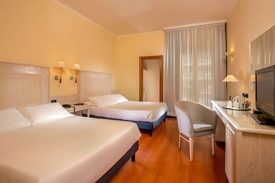 Best Western Globus Hotel