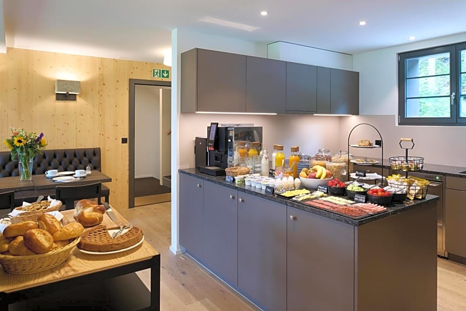 Eiger View Alpine Lodge