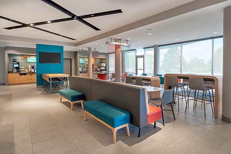 Avid Hotels Milwaukee West Waukesha By IHG