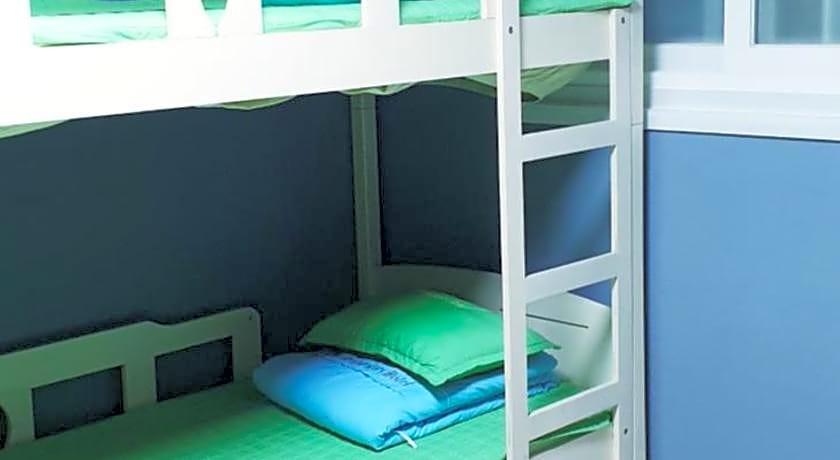 Blue Backpackers Hostel