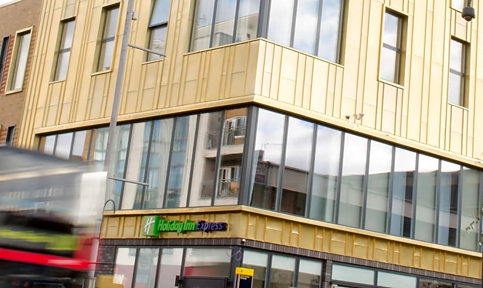 Holiday Inn Express London-Ealing By IHG