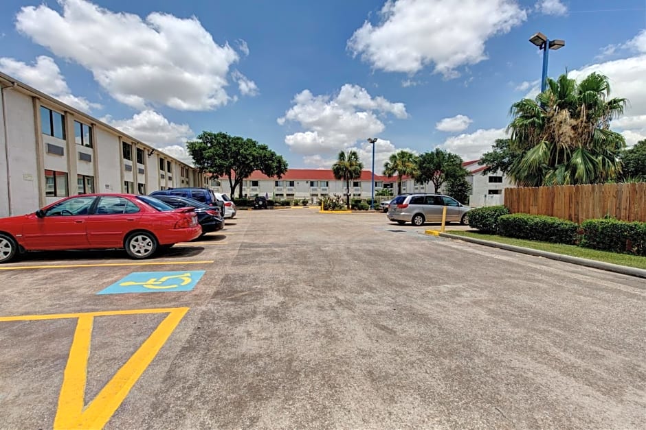 Motel 6 Houston Hobby
