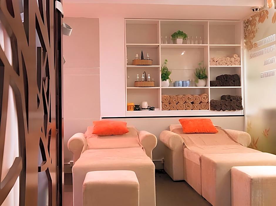 SaiGon Europe Hotel - Bui Vien Walking Street