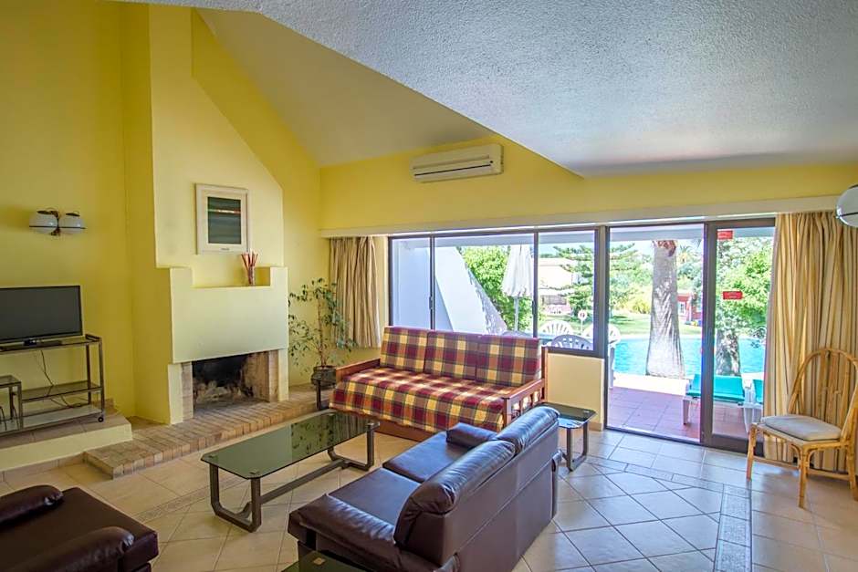 Capitalmoura Mouragolf Village