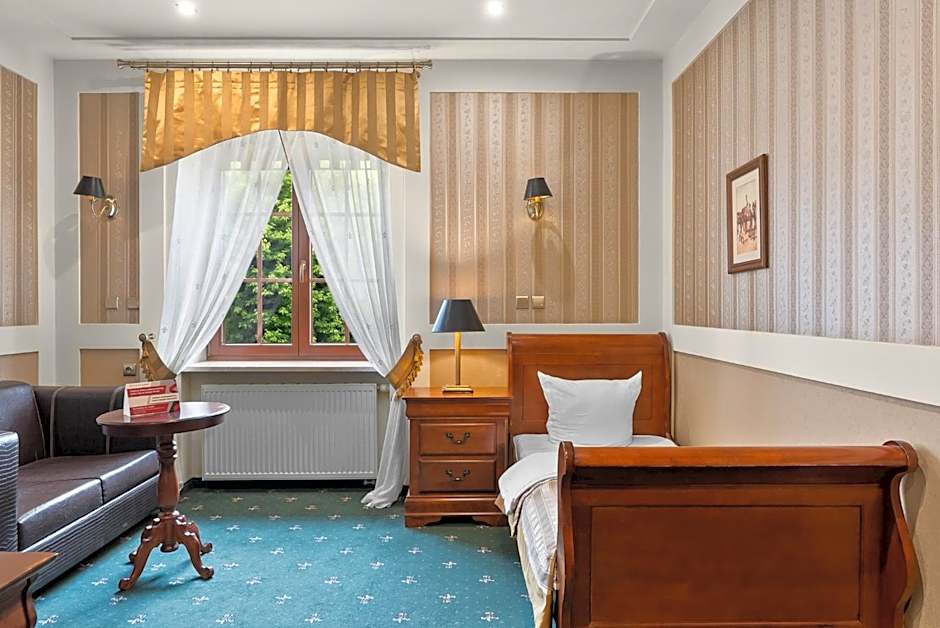 Hotel Diament Arsenal Palace Katowice - Chorzów