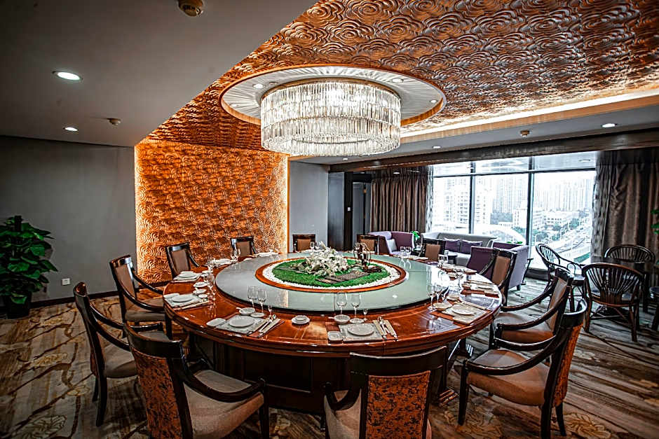 Cenbest Jinling Grand Hotel