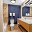 Spark by Hilton Bakersfield Central