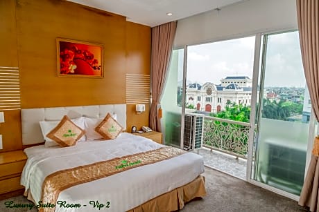 Palm Hotel