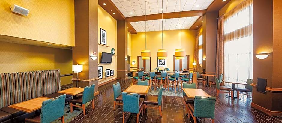 Hampton Inn By Hilton & Suites Chesapeake