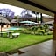 Hoyohoyo Chartwell Lodge