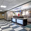 Holiday Inn Express & Suites SHAWNEE-KANSAS CITY WEST