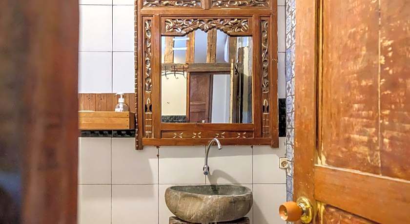 TwoSpaces Living at Bunga Desa, Jimbaran