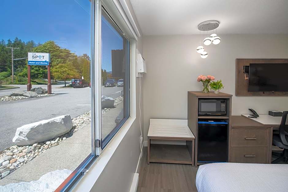 The Spot at Porpoise Bay