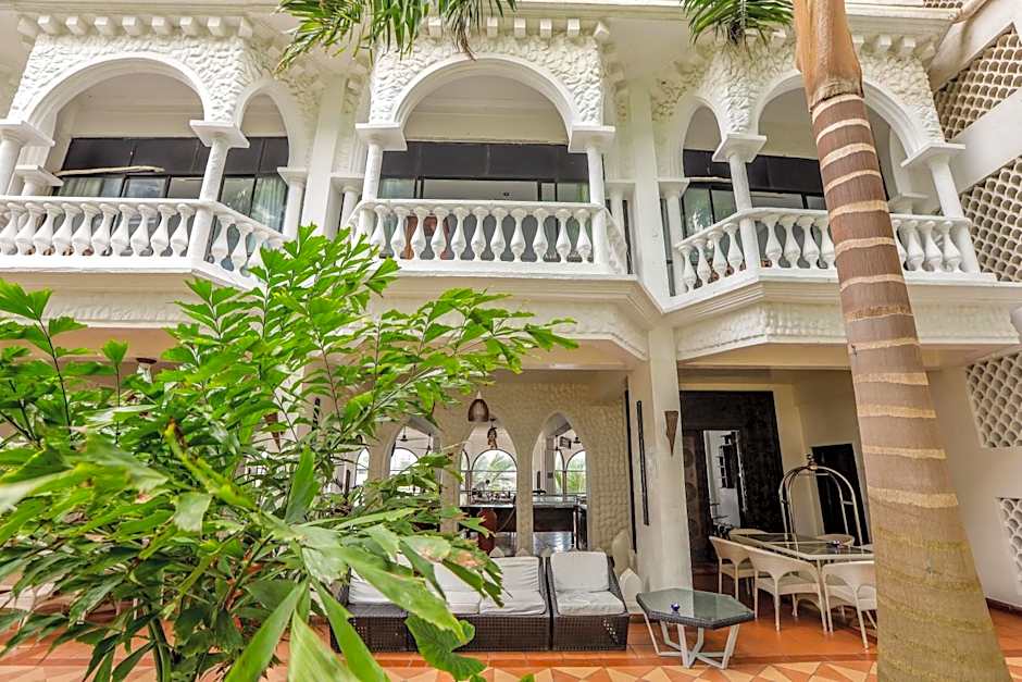 CityBlue Creekside Hotel & Suites