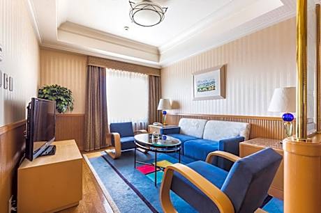 Junior Suite - Non-Smoking