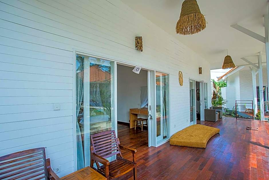 Sanghyang Bay Villas