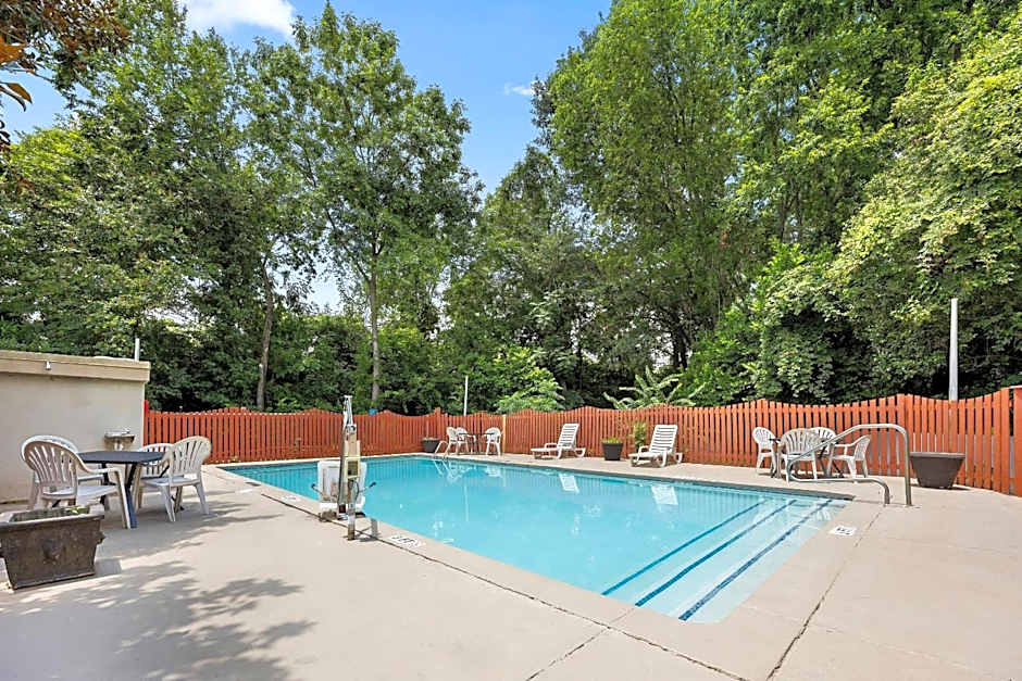 Quality Inn Columbus near Fort Benning