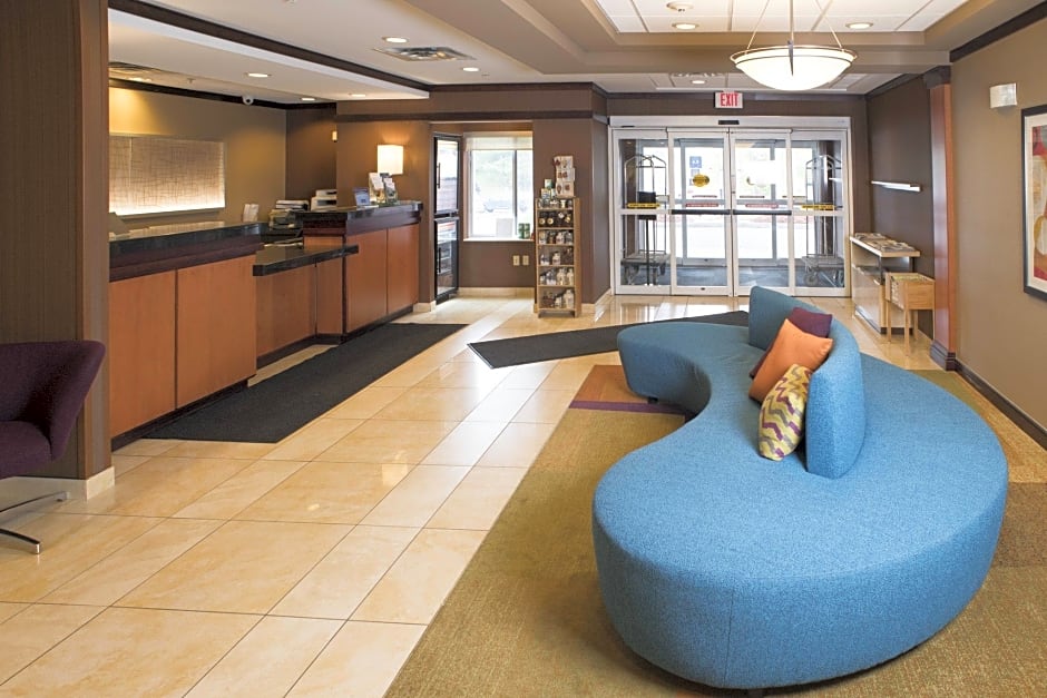 Fairfield Inn and Suites White River Junction