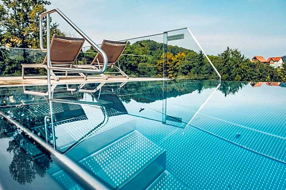 Weingut Essgut Schlafgut Sabathihof-Dillinger