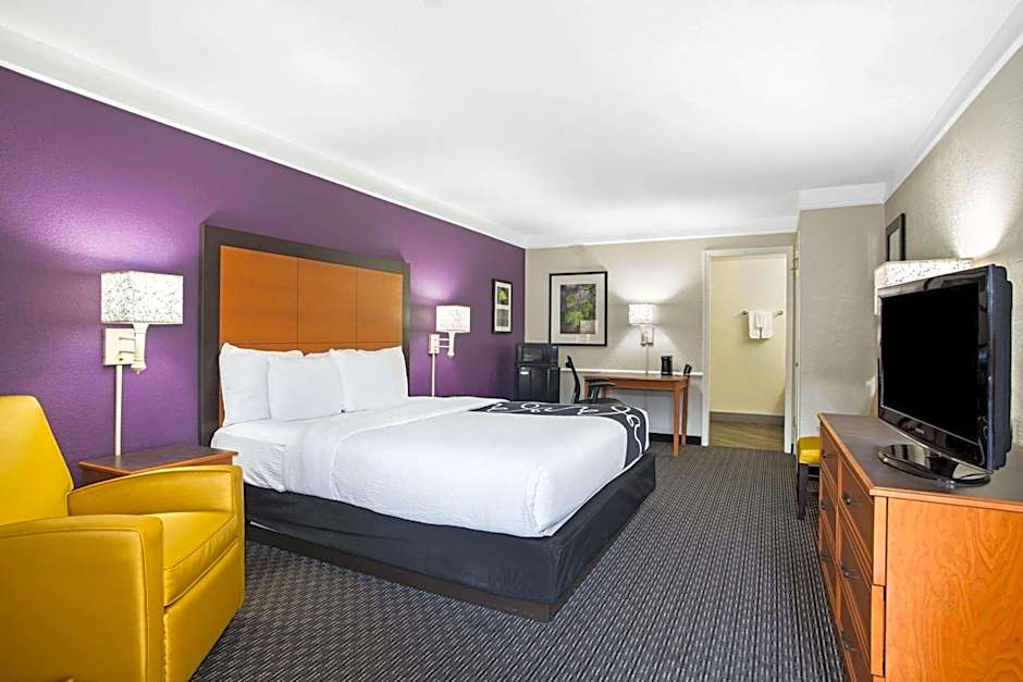 La Quinta Inn & Suites by Wyndham San Marcos