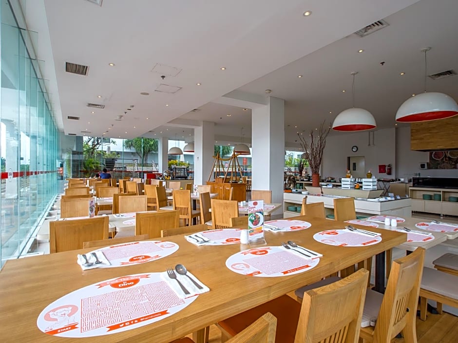 Harris Hotel And Conventions Denpasar Bali