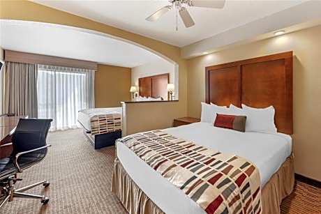 Suite with King Bed and Queen Bed