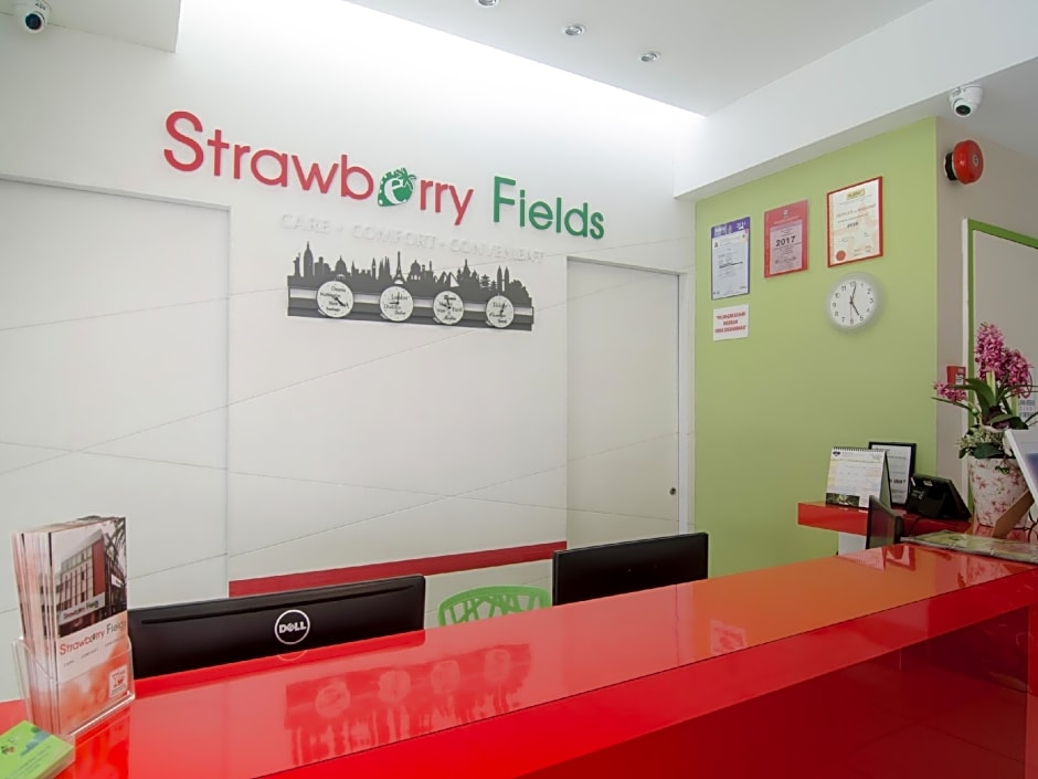 Hotel Strawberry Fields
