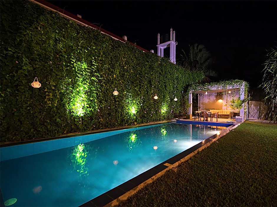 Saffron & Blue Villa