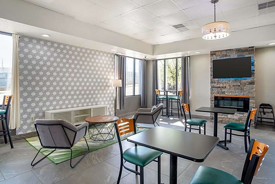 Quality Inn Simpsonville