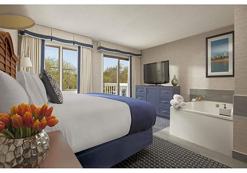 Hyannis Harbor Hotel