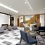 La Quinta Inn & Suites by Wyndham Chattanooga Downtown/South