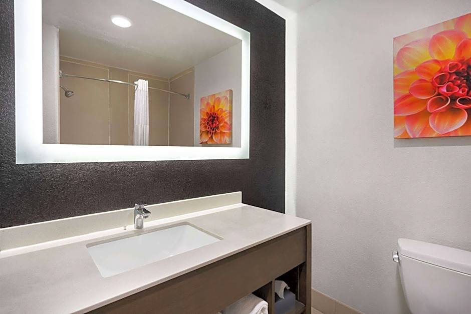 La Quinta Inn & Suites by Wyndham Hesperia Victorville