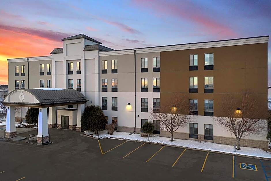 Holiday Inn Express Fargo - West Acres By IHG