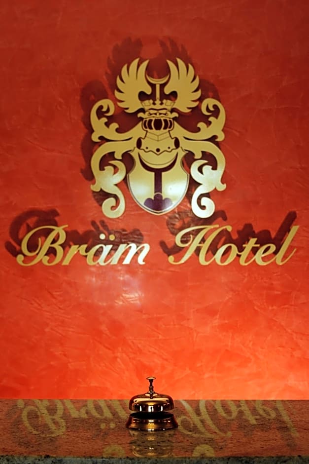 Bram Hotel
