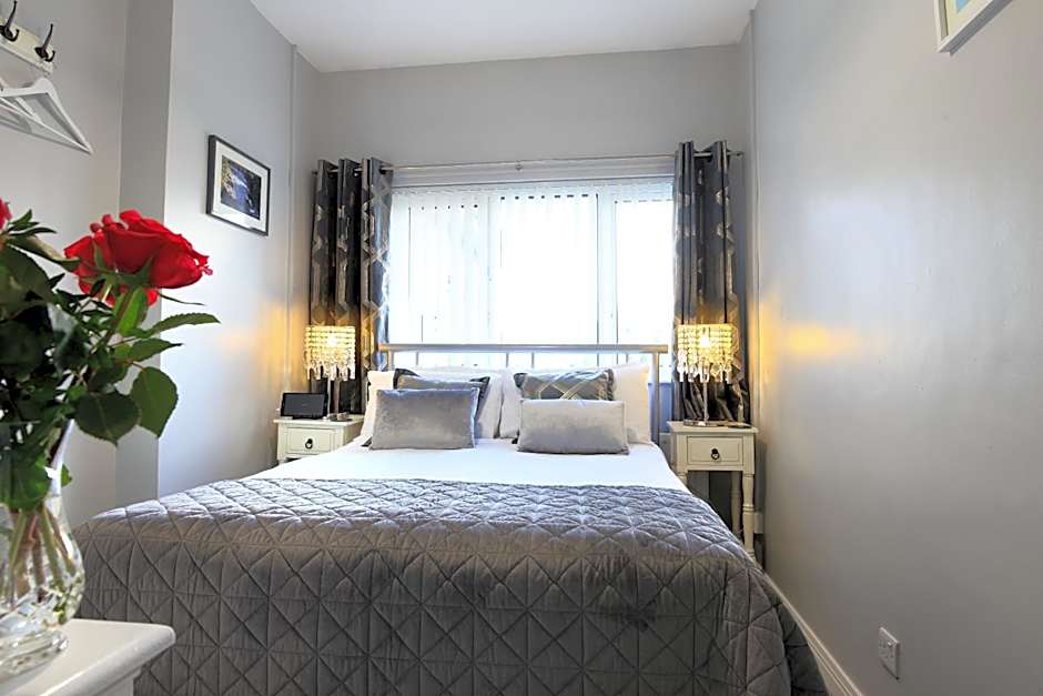 Elagh View Bed & Breakfast