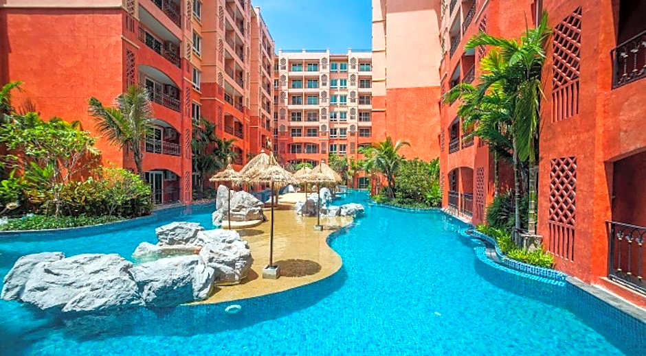Seven Sea Condo & Water Park Pattaya By the Sea