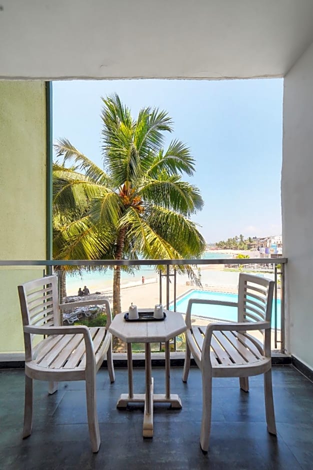 Hikkaduwa Beach Hotel