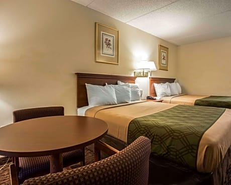 Queen Room with Two Queen Beds - Non-Smoking