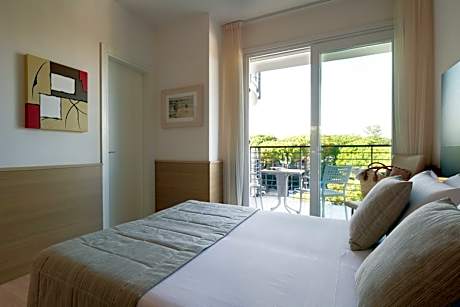 Triple Room with Sea View
