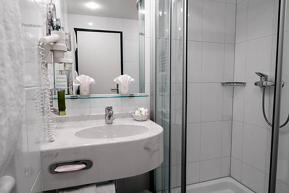 HOTEL ENGEL LIESTAL - Business & Lifestyle