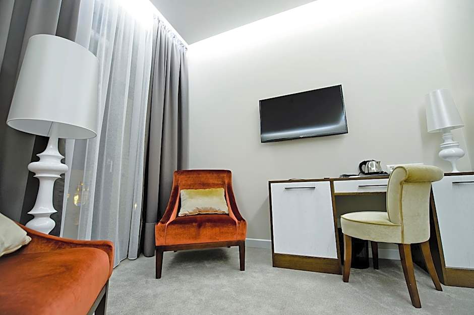 Golden Palace Batumi Hotel & Casino